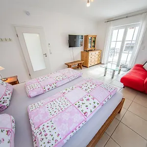 Apartment Schöne Vor Den Toren Pullman Citys Zwei, Aicha vorm Wald